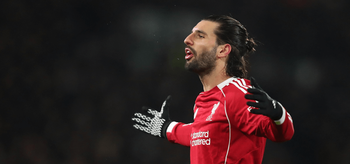 索博斯洛伊续约利物浦：核心稳固，豪门觊觎下的未来布局