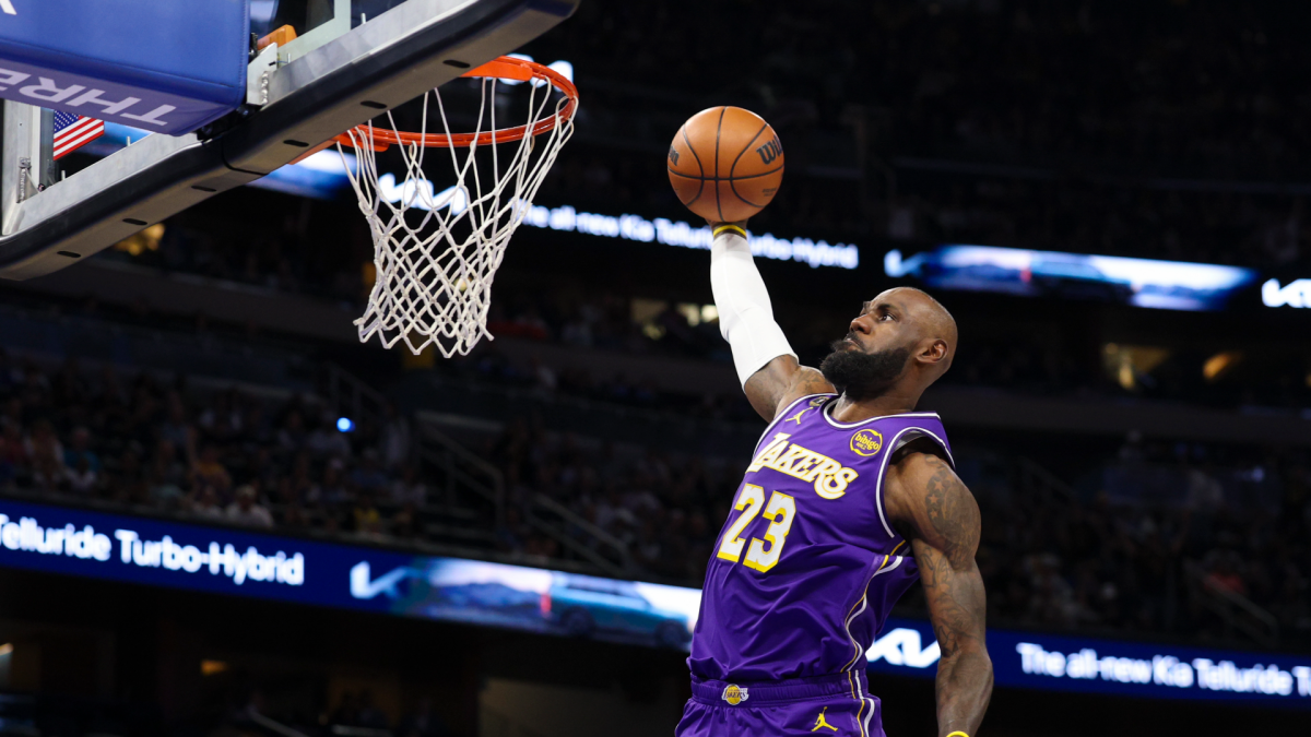 詹姆斯转型：41岁老将如何重塑湖人争冠格局？