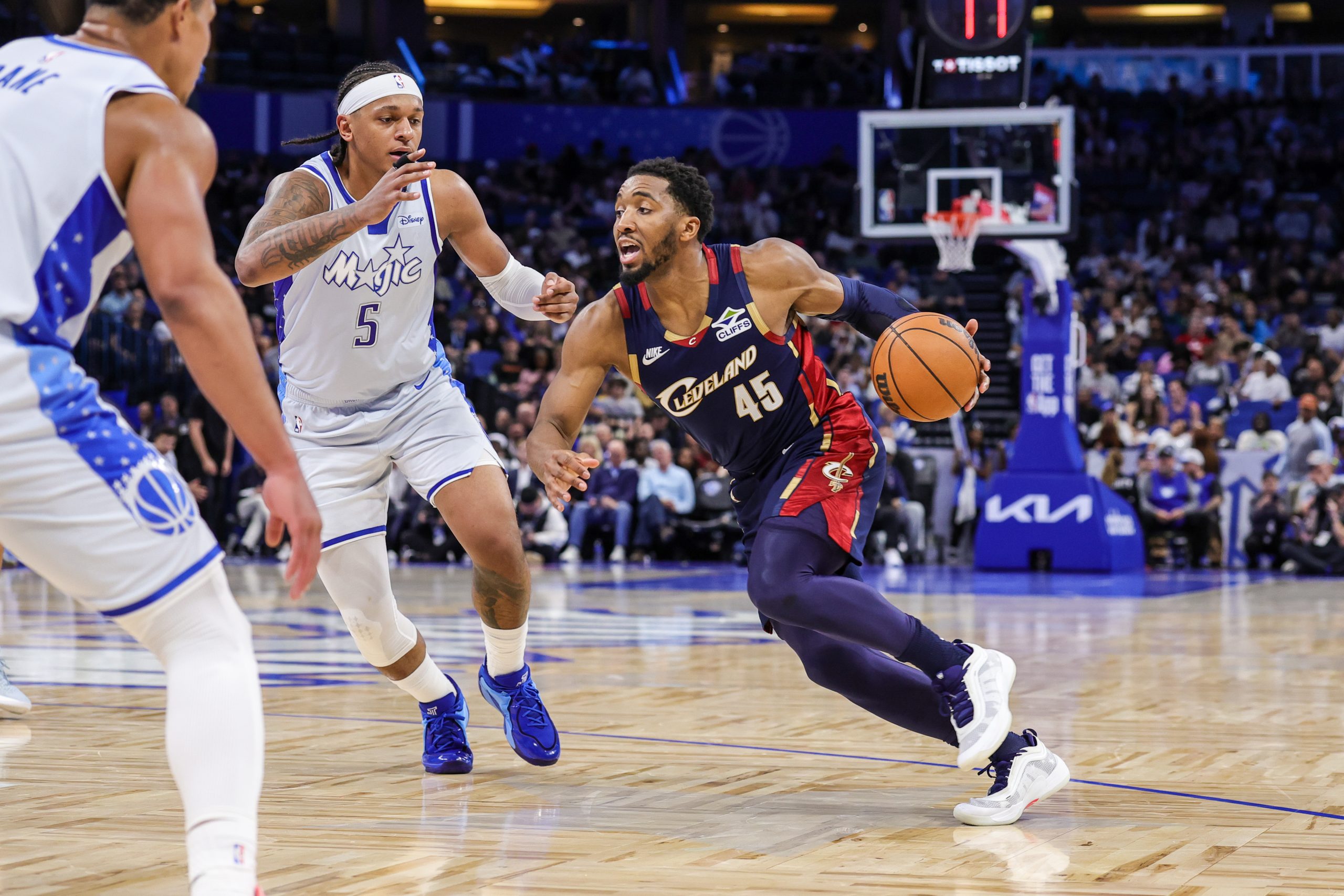 NBA前瞻：骑士VS魔术，伤兵满营下的博弈与精准投注