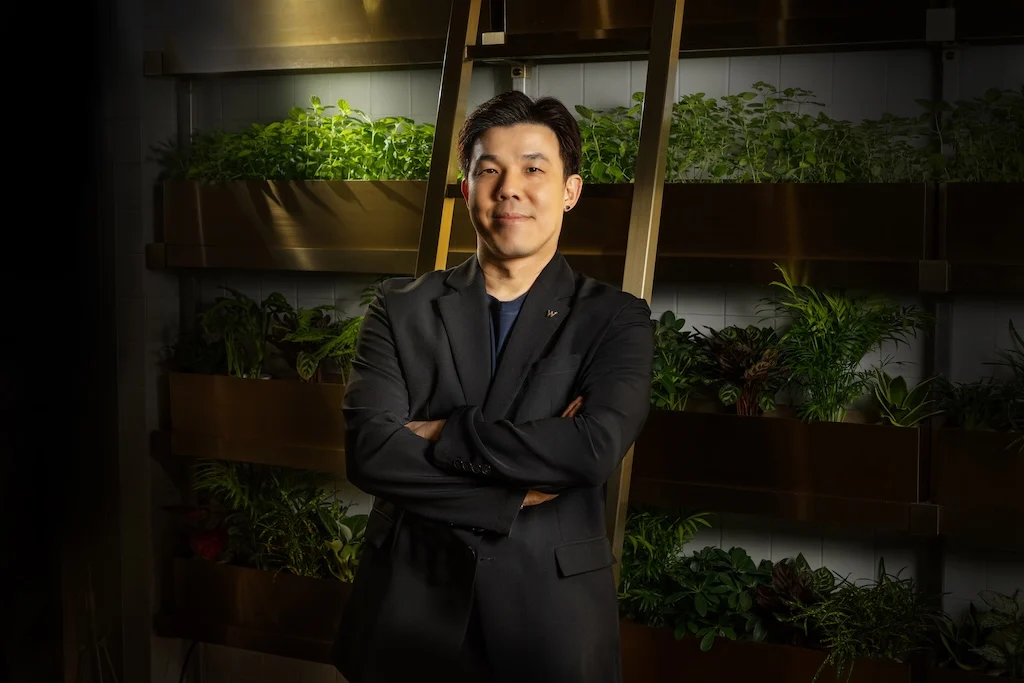 W澳门新濠影汇重磅任命：萨米·金执掌大局，深耕酒店业38载