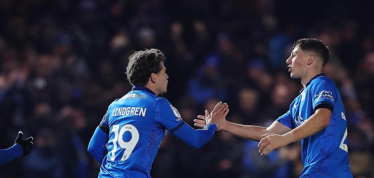 英甲新年大战：罗瑟汉姆vs彼得伯勒，谁能抢占先机？