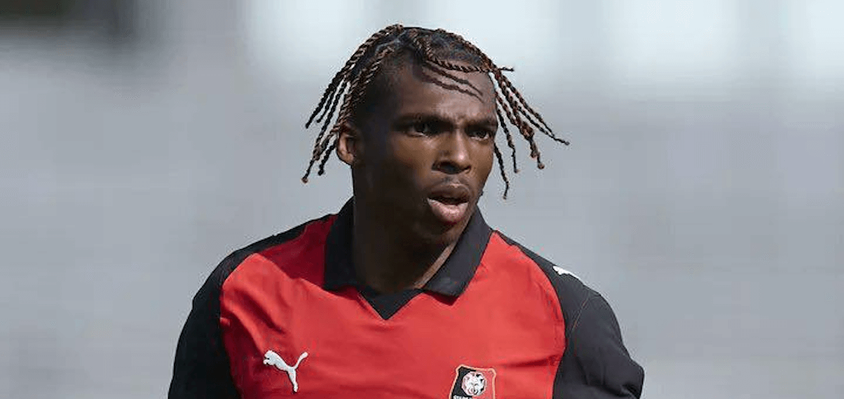 利物浦6000万锁定法国天才中卫，夏窗引援抢占先机