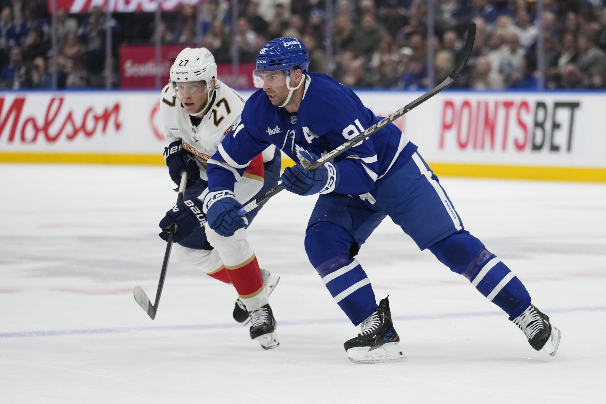 NHL冰球深度分析：枫叶客战鸭子，主场优势能否延续？