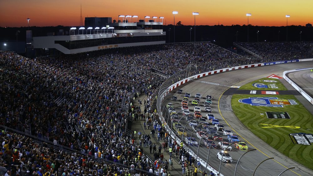 乔丹车队与Chumba赌场深化合作：赛道风光无限，法律挑战重重？