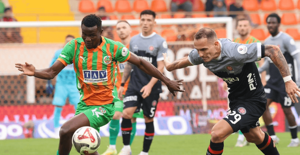 土耳其杯：阿兰亚体育VS卡拉古姆鲁克，实力悬殊，主队稳操胜券？