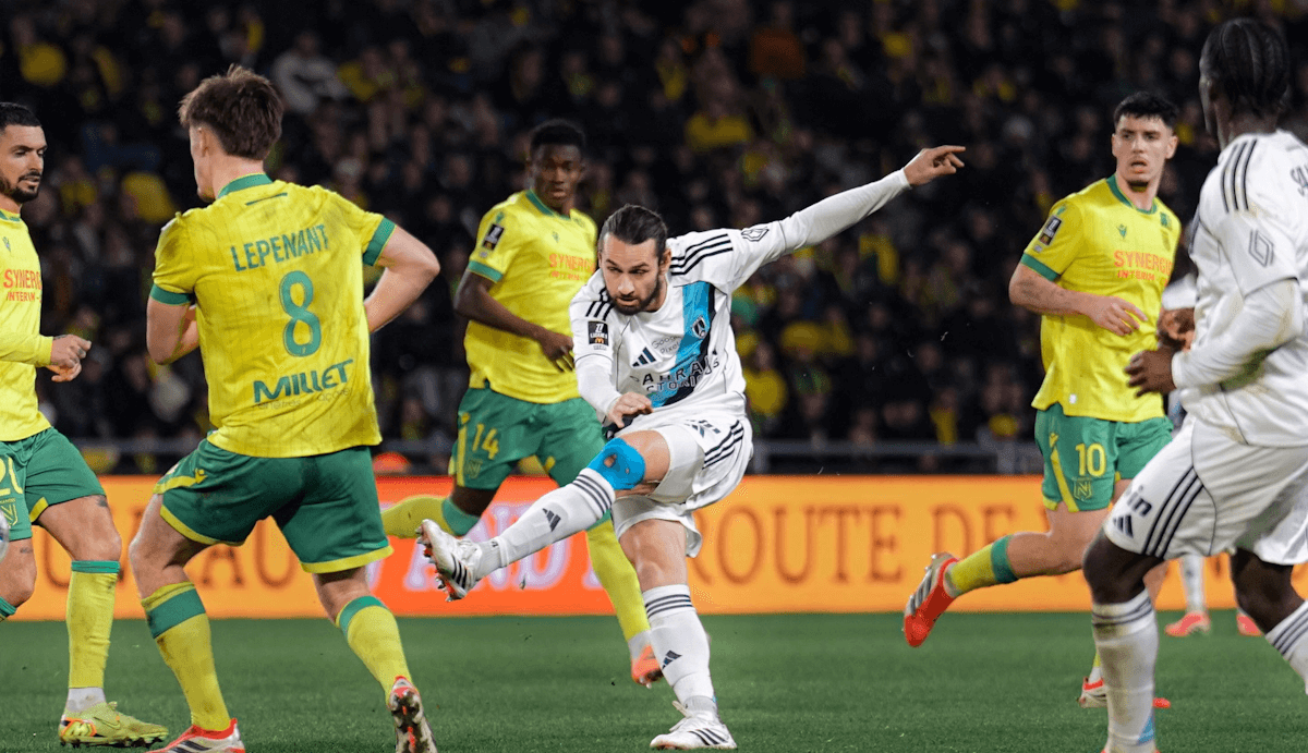 法甲保级关键战：巴黎FC vs 昂热前瞻与深度分析