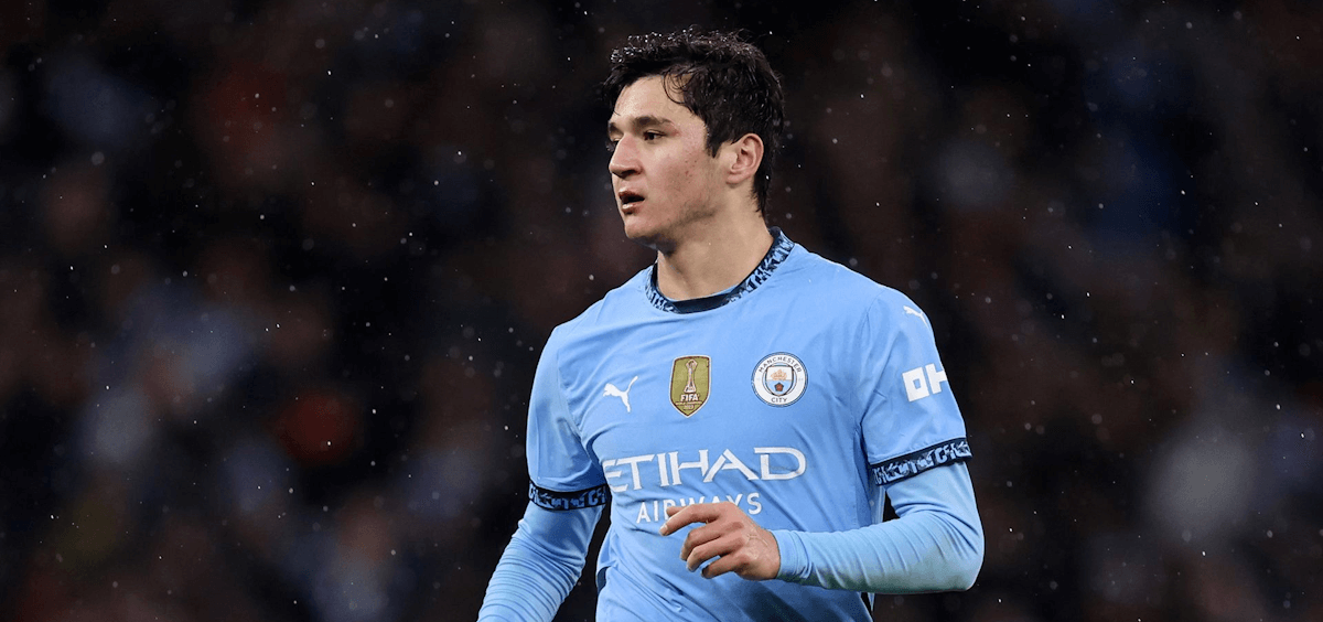 曼城新星胡萨诺夫：从“兔子”到瓜帅爱将的蜕变之路