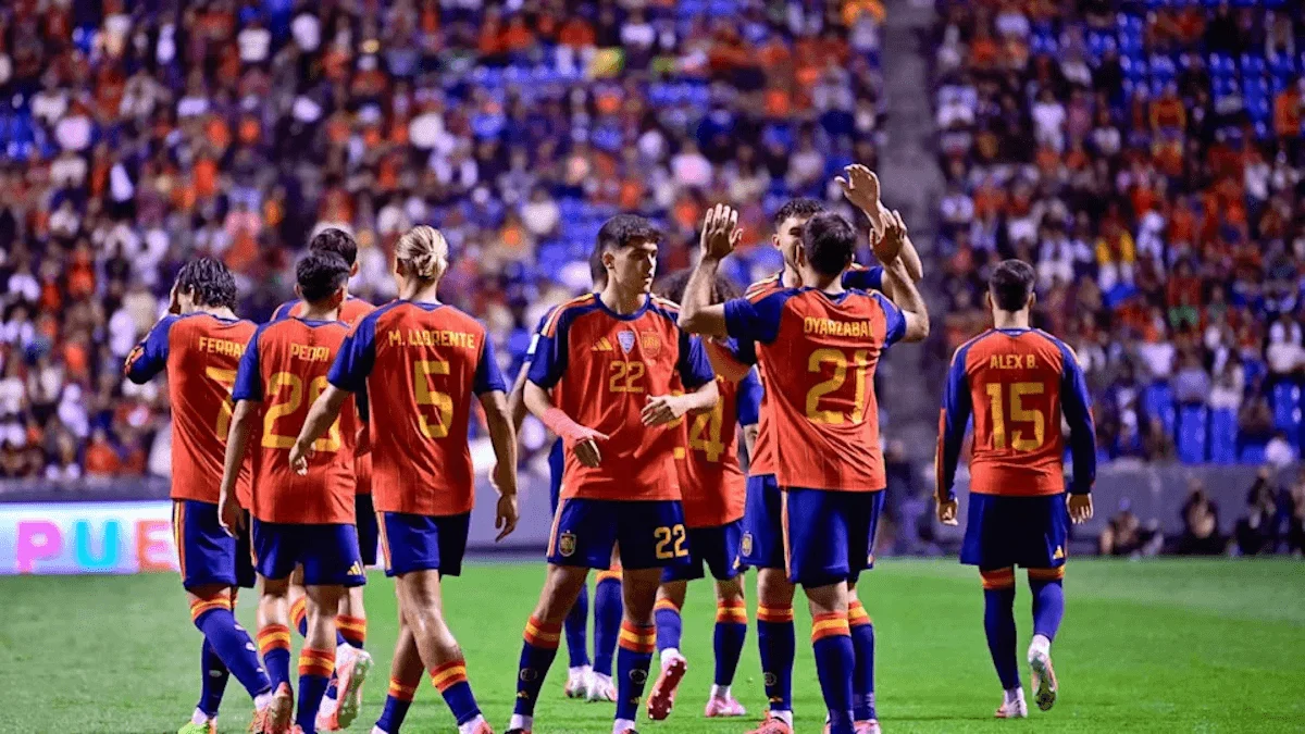 世界杯2026小组赛：西班牙vs奥地利前瞻，谁能抢占先机？