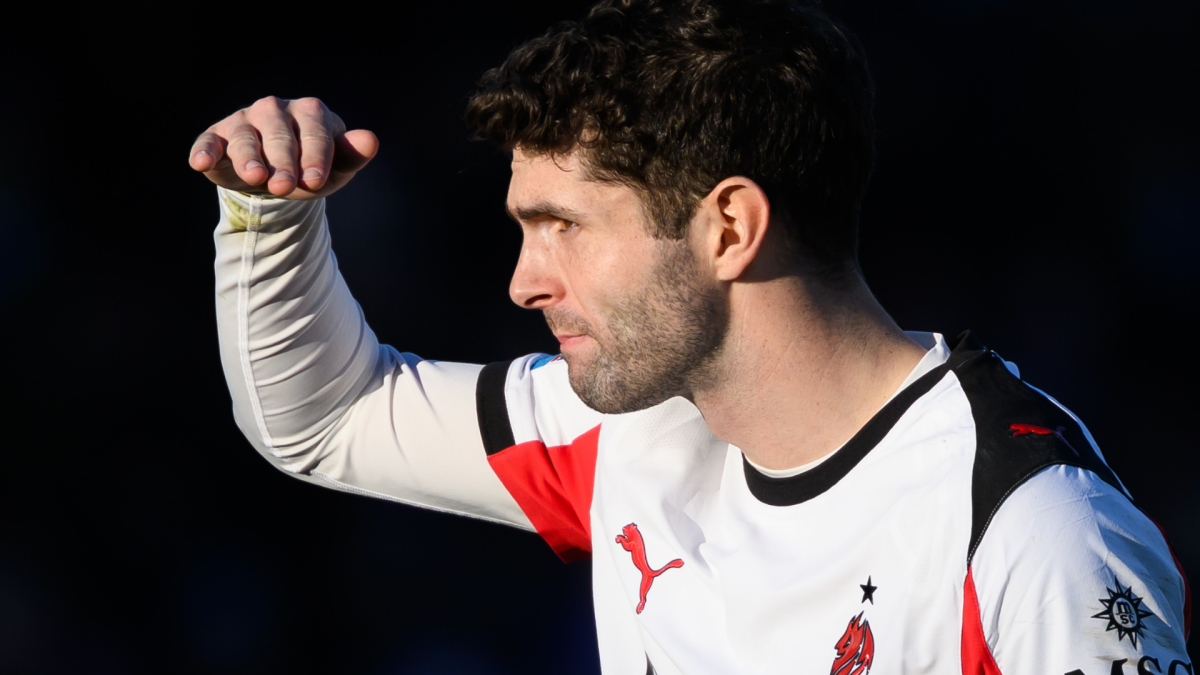 意甲争冠白热化：五强逐鹿，谁能问鼎2025-26赛季？