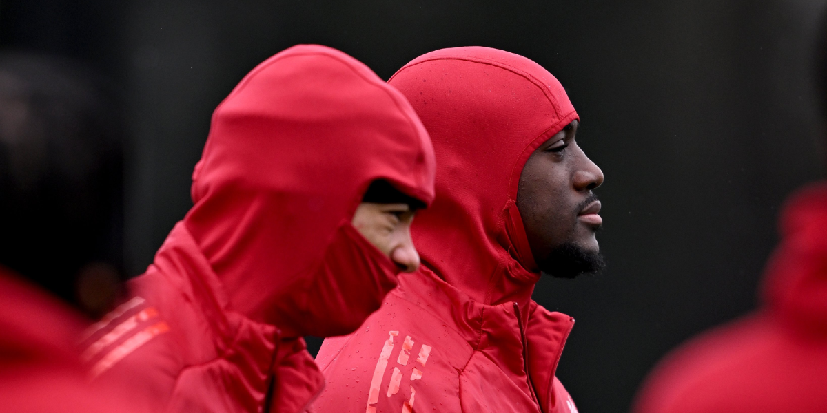 英超巅峰对决：利物浦VS曼城，争冠四强关键一役