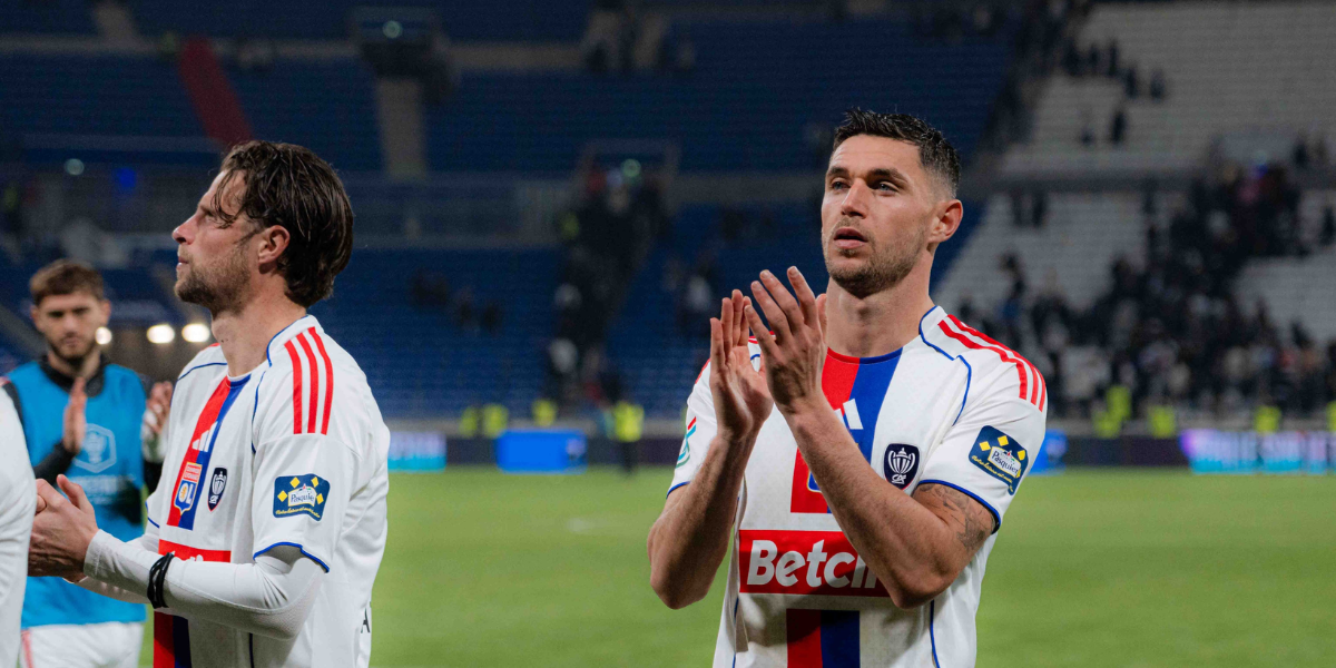 法甲第25轮：里昂主场迎战巴黎FC，争冠保级关键战役