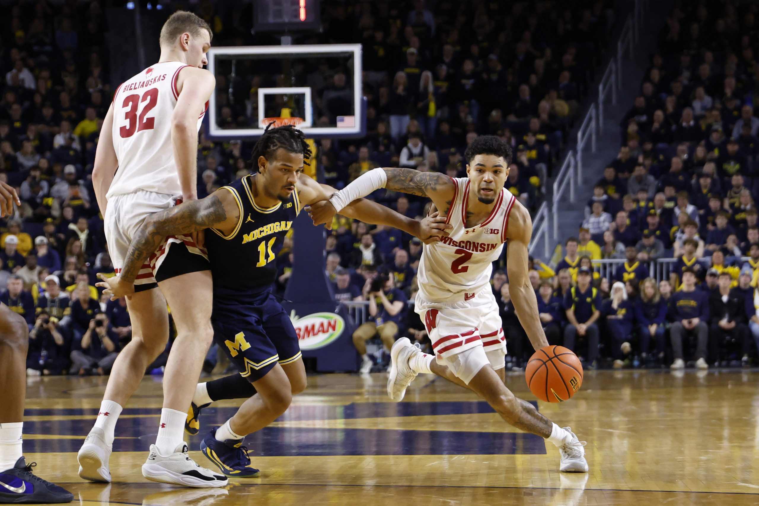 NCAA大十联盟半决赛：密歇根 vs 威斯康星，深度盘口分析与投注指南