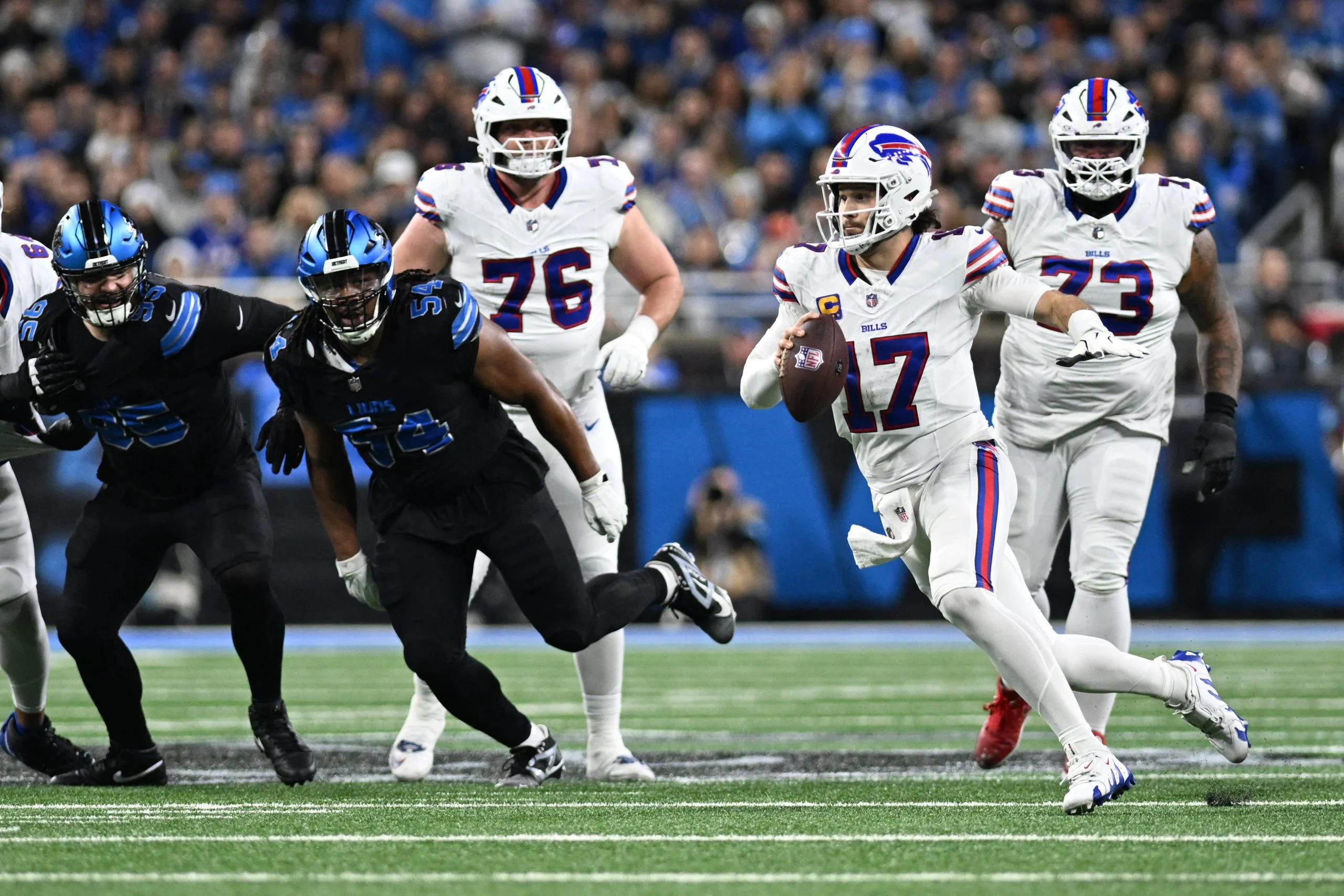 NFL周四夜赛前瞻:比尔vs. 雄狮伤情与盘口深度解析 NFL周四夜赛前瞻:比尔vs. 雄狮伤情与盘口深度解析