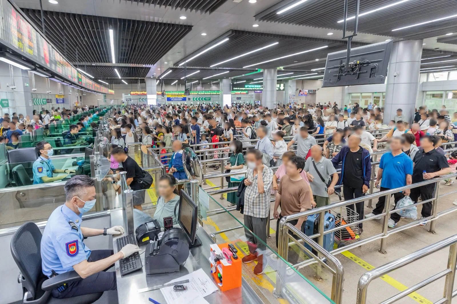 澳门中秋国庆黄金周游客预测:日均12万,酒店预订火爆 澳门中秋国庆黄金周游客预测:日均12万,酒店预订火爆