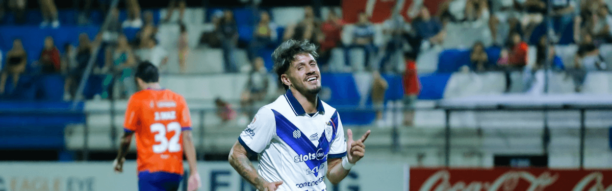 自由杯激战:2 de Mayo 硬碰 水晶体育,谁能主场称雄? 自由杯激战:2 de Mayo 硬碰 水晶体育,谁能主场称雄?