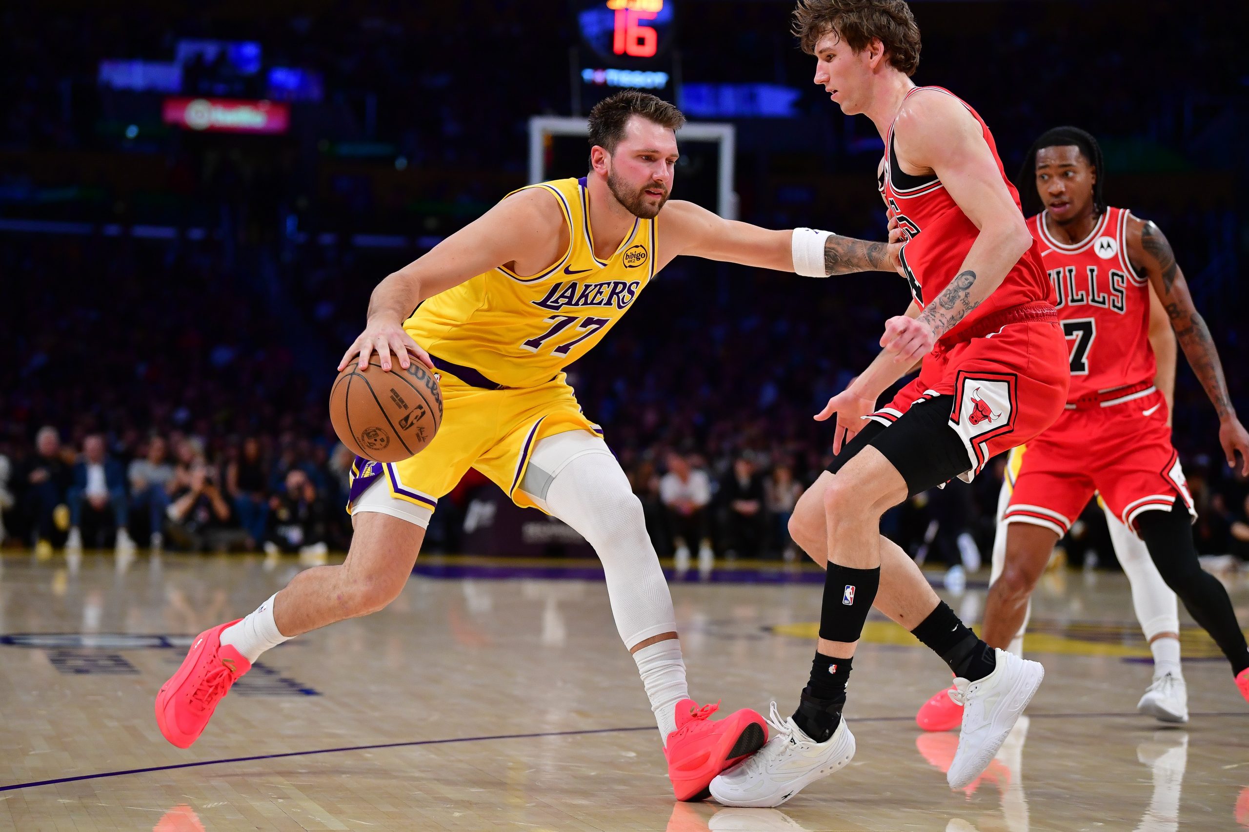 西部焦点战:湖人VS掘金,詹眉东契奇大战约基奇穆雷! 西部焦点战:湖人VS掘金,詹眉东契奇大战约基奇穆雷!