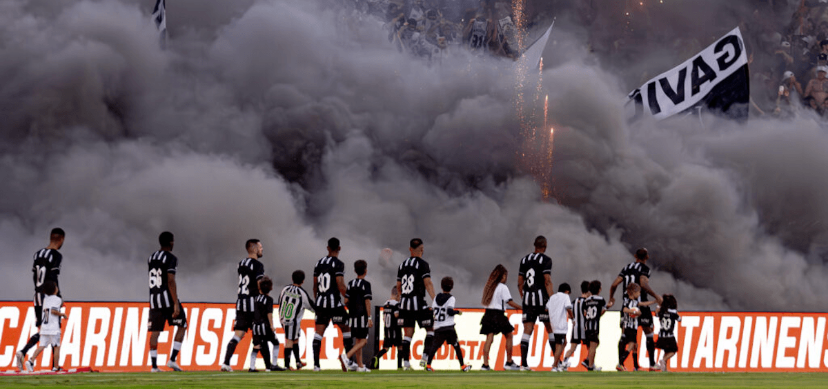 巴西杯前瞻：CRB主场迎战费古埃伦斯，谁能晋级？