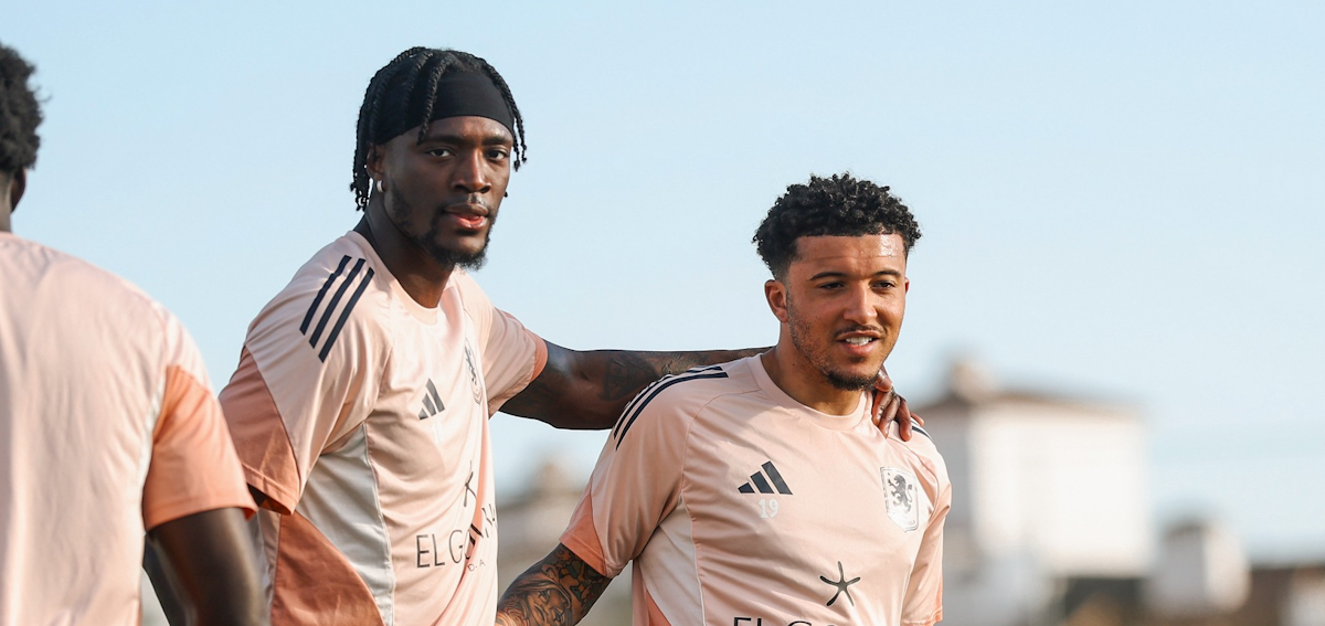 维拉友谊赛激战埃尔切：战术磨合，谁能抢占先机？