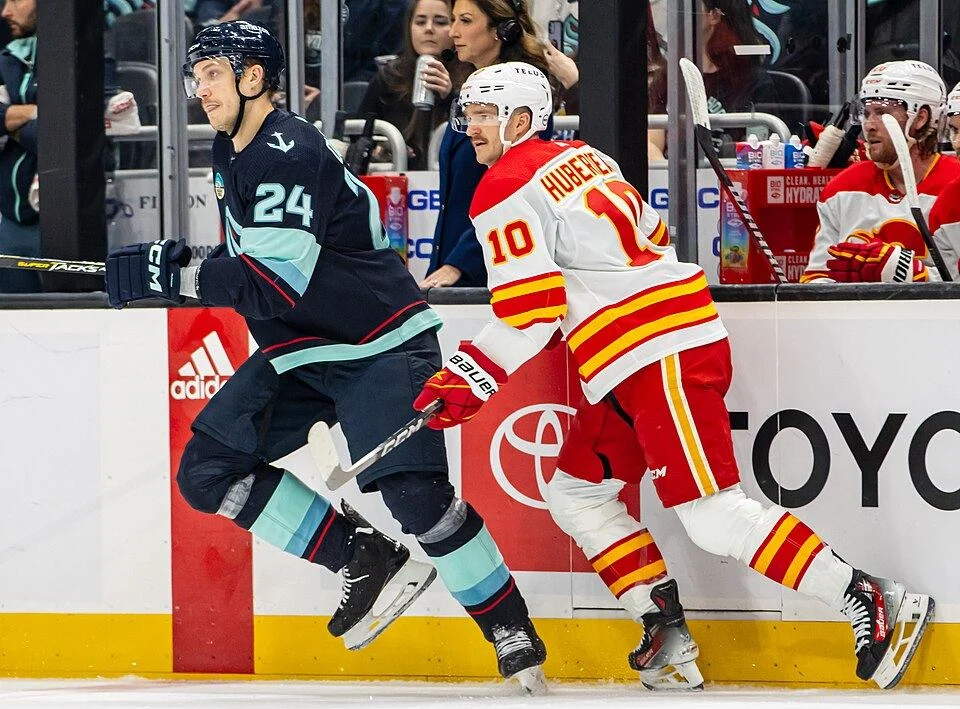 NHL薪资报告:谁是联盟最“高薪低能”?谁又“物超所值”? NHL薪资报告:谁是联盟最“高薪低能”?谁又“物超所值”?