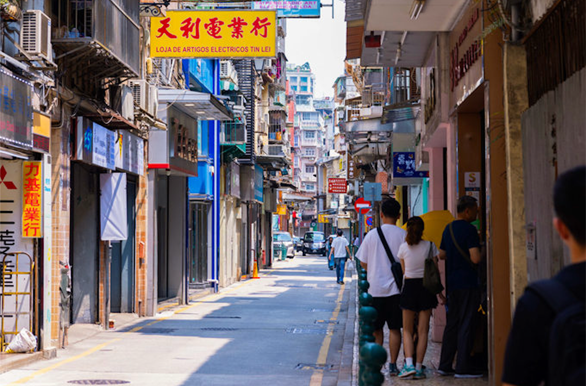 澳门金沙中国旧街复兴再发力:24家商户获百万扶持,草堆街焕新生 澳门金沙中国旧街复兴再发力:24家商户获百万扶持,草堆街焕新生