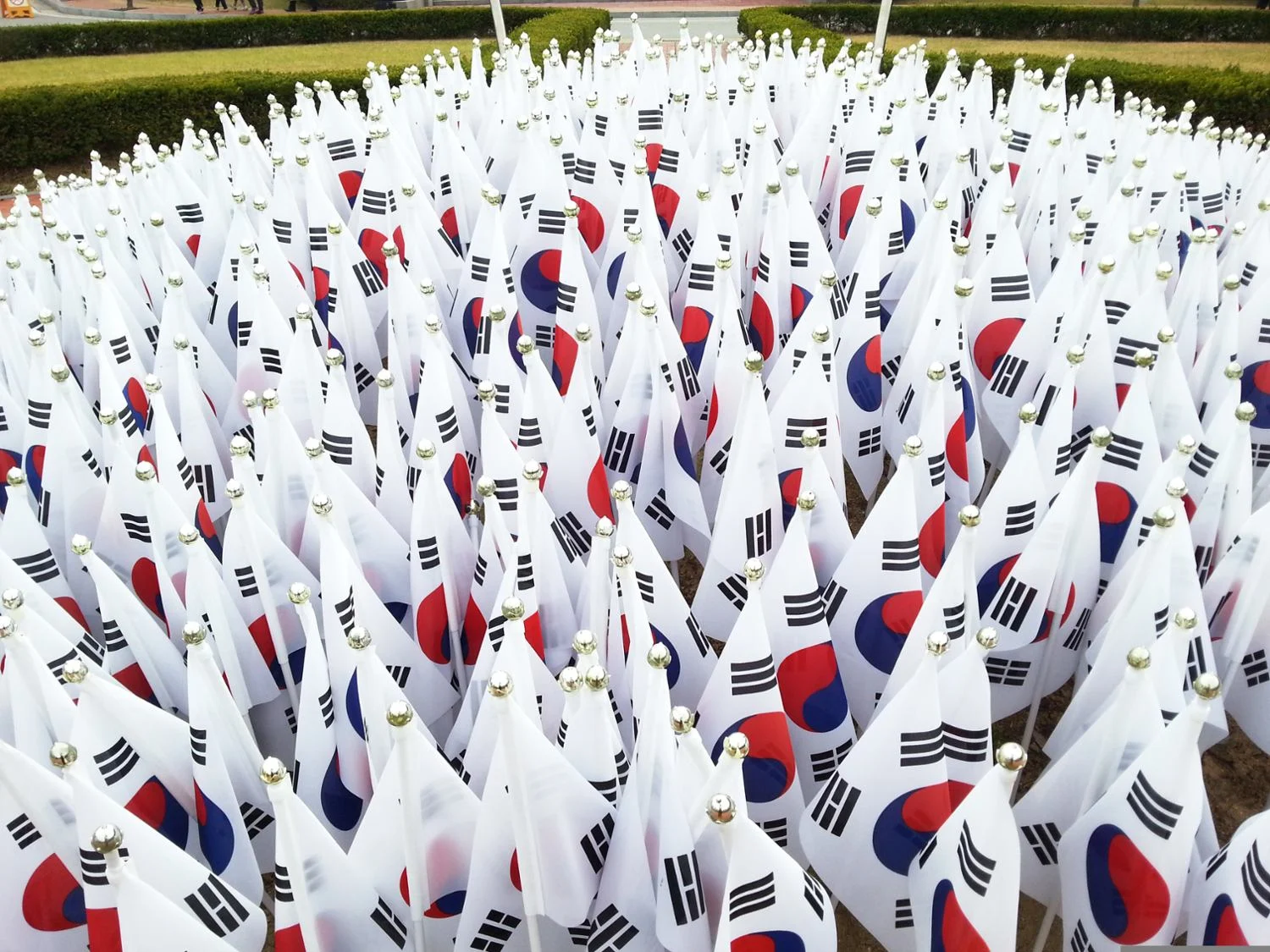 韩国警方捣毁特大非法赌博团伙：假冒赌场、AI换脸诱骗4万人