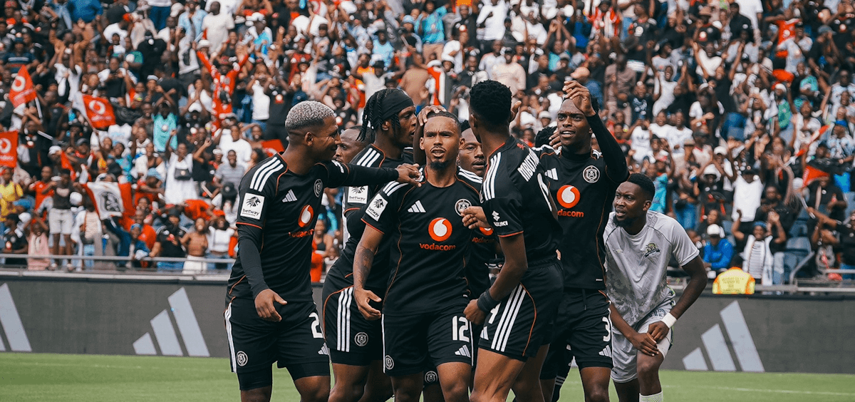 南非德比巅峰对决：奥兰多海盗迎战马梅洛迪日落，冠军悬念再起