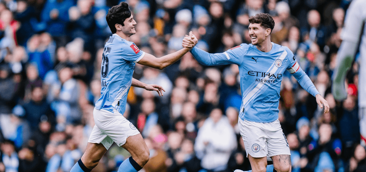 英超焦点：曼城主场迎战纽卡斯尔，欧战席位鹿死谁手？