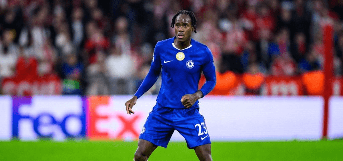 切尔西后防冗余，查洛巴或转投维拉，埃梅里欲补强防线