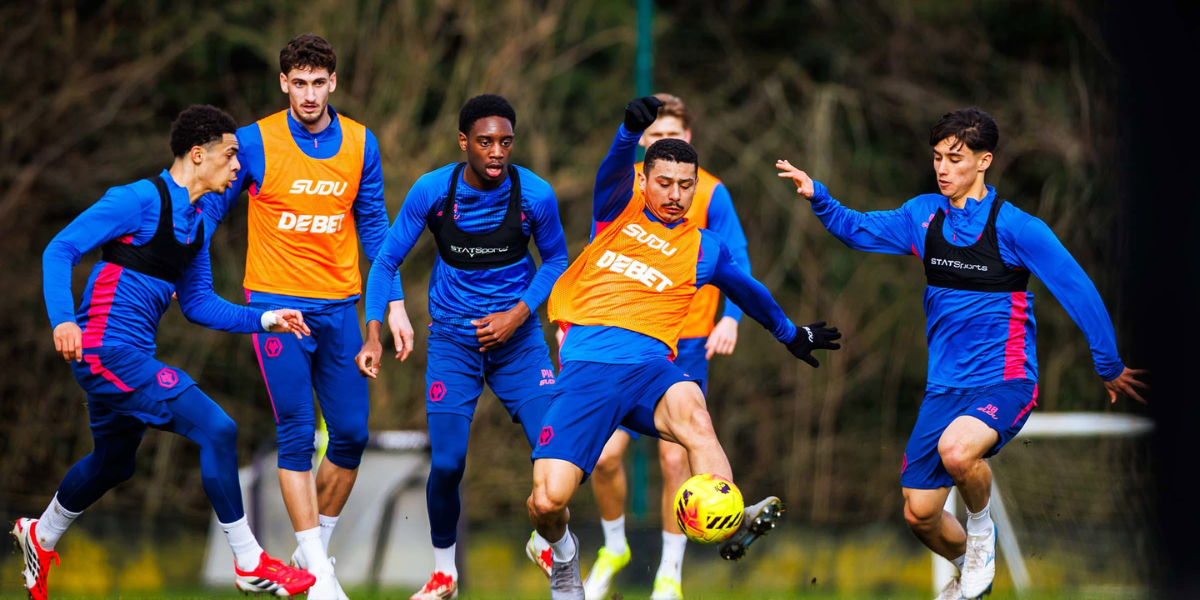 英超黑郡德比:狼队VS维拉,保级与欧冠席位的残酷对决 英超黑郡德比:狼队VS维拉,保级与欧冠席位的残酷对决