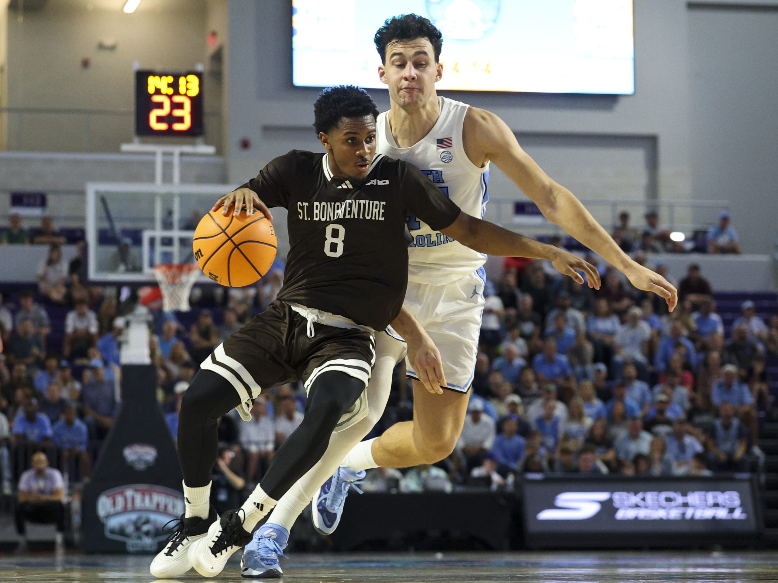 A10锦标赛:圣博纳旺蒂尔vs拉萨尔生死战,老帅谢幕之战悬念迭起 A10锦标赛:圣博纳旺蒂尔vs拉萨尔生死战,老帅谢幕之战悬念迭起