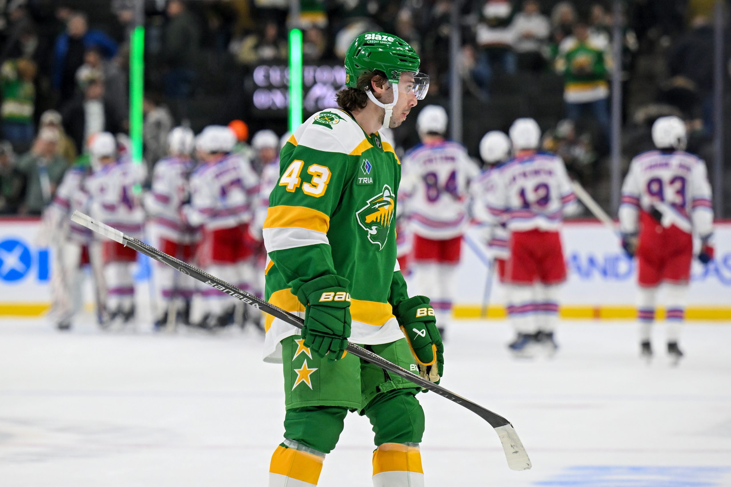 明尼苏达狂野vs坦帕湾闪电：冰球大战，大球趋势势不可挡！