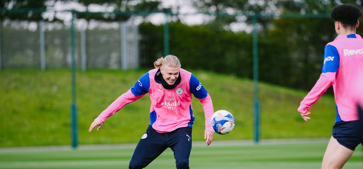 曼城vs利物浦足总杯前瞻：战术对决，谁能晋级？