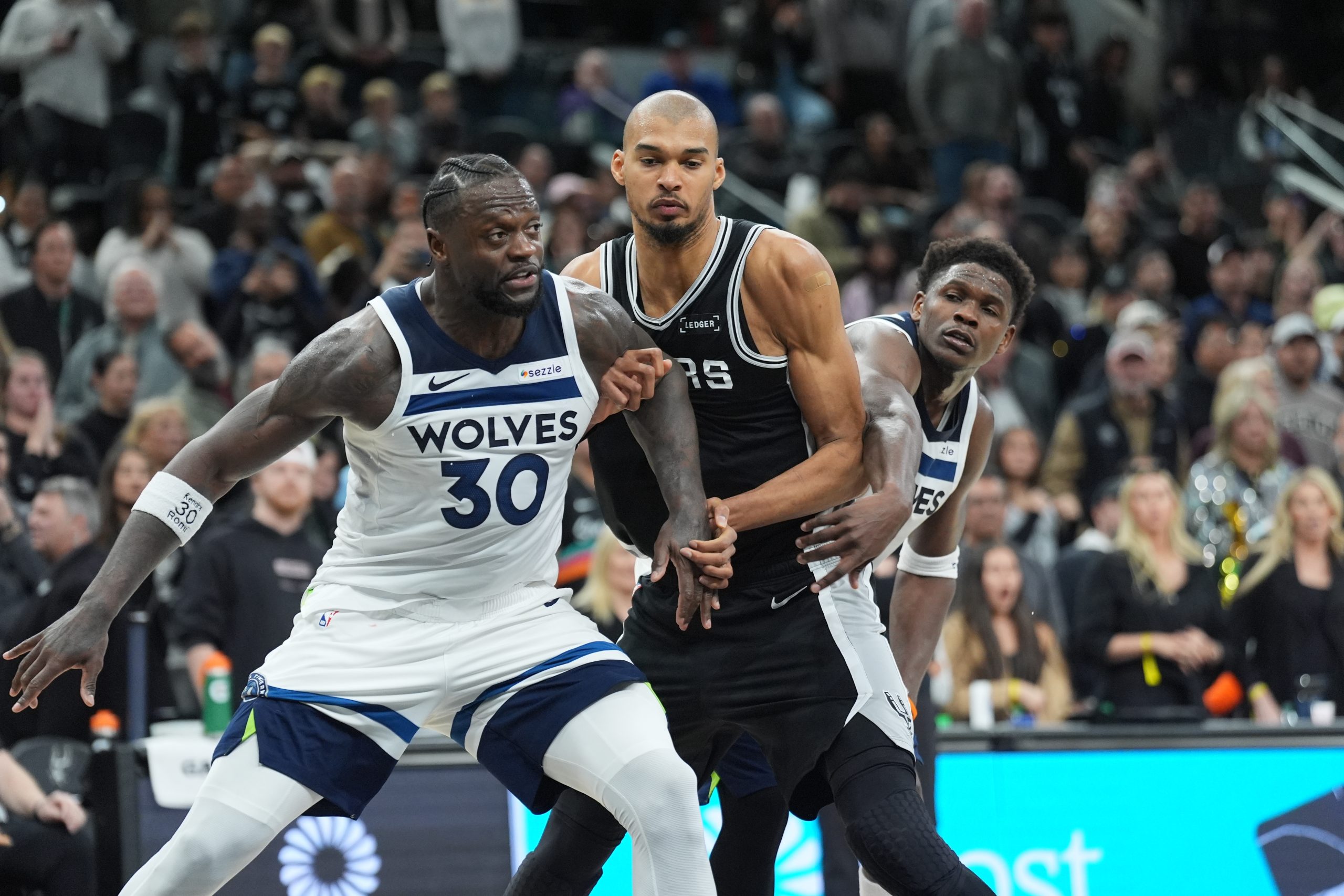 NBA季后赛次轮前瞻：马刺vs森林狼，赔率揭示晋级悬念