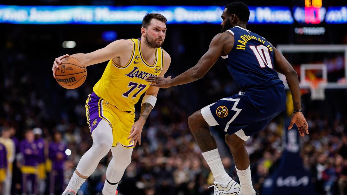 凯尔特人vs湖人:宿敌再战,谁能称雄? 凯尔特人vs湖人:宿敌再战,谁能称雄?