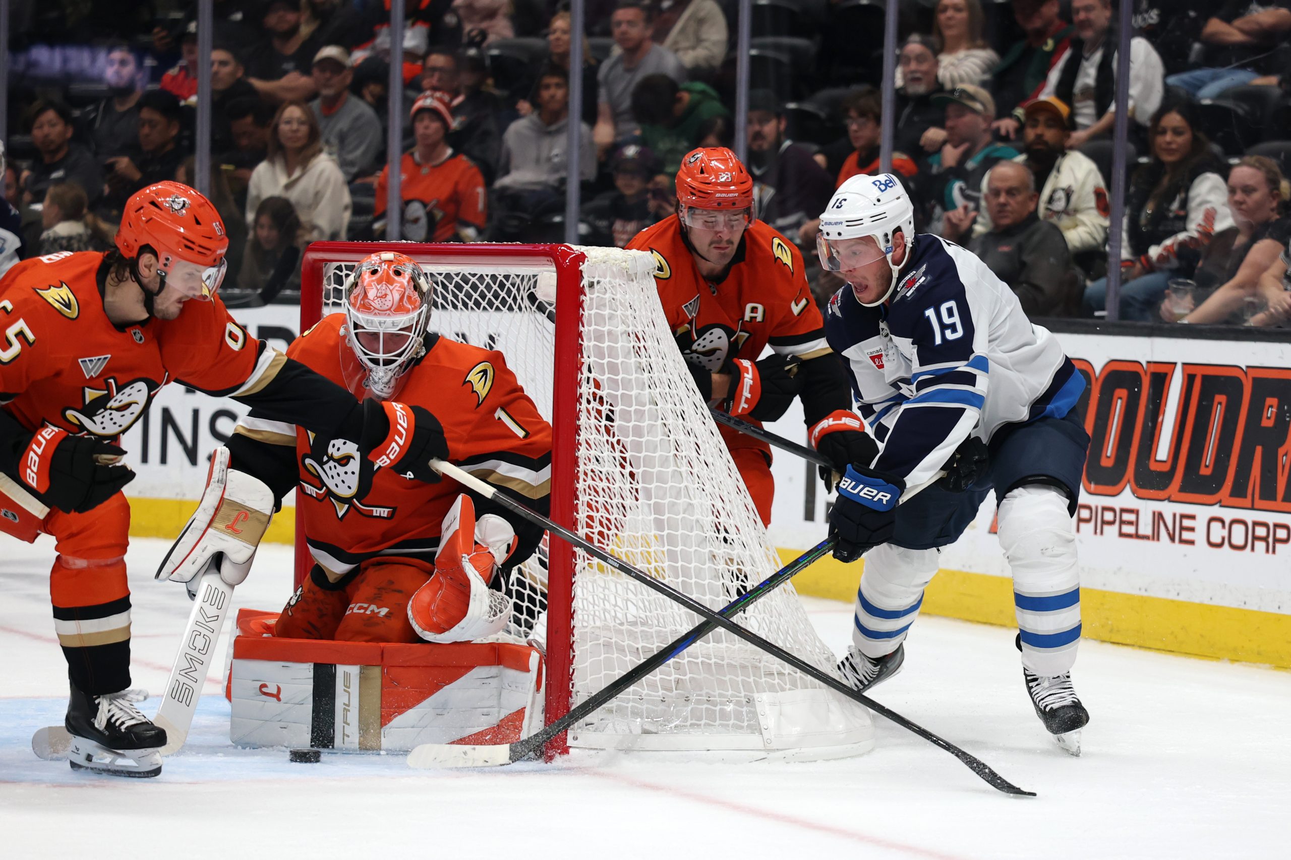 NHL前瞻:鸭子主场强势迎战喷气机,深度分析与投注指南 NHL前瞻:鸭子主场强势迎战喷气机,深度分析与投注指南