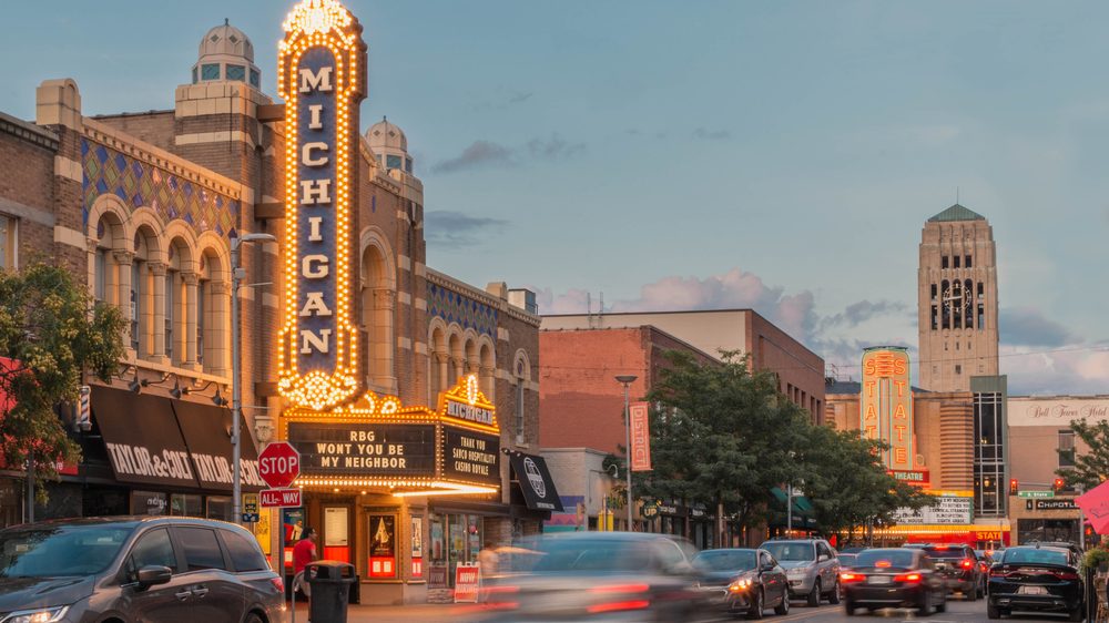 密歇根州重拳出击：预测市场Kalshi深陷非法博彩泥潭，监管战火升级