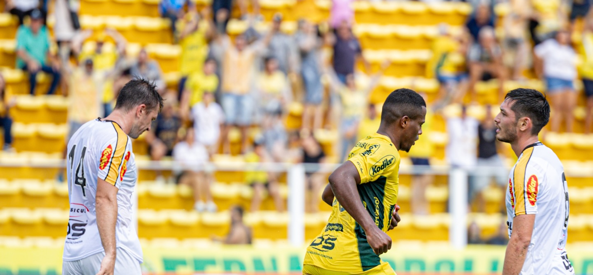 巴甲2026赛季前瞻:雷莫主场迎战米拉索尔,谁能打破僵局? 巴甲2026赛季前瞻:雷莫主场迎战米拉索尔,谁能打破僵局?