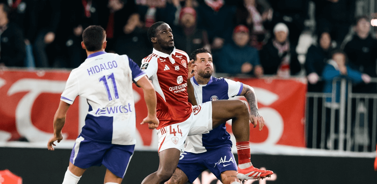 布雷斯特vs洛里昂：法甲冰火两重天，谁能笑到最后？