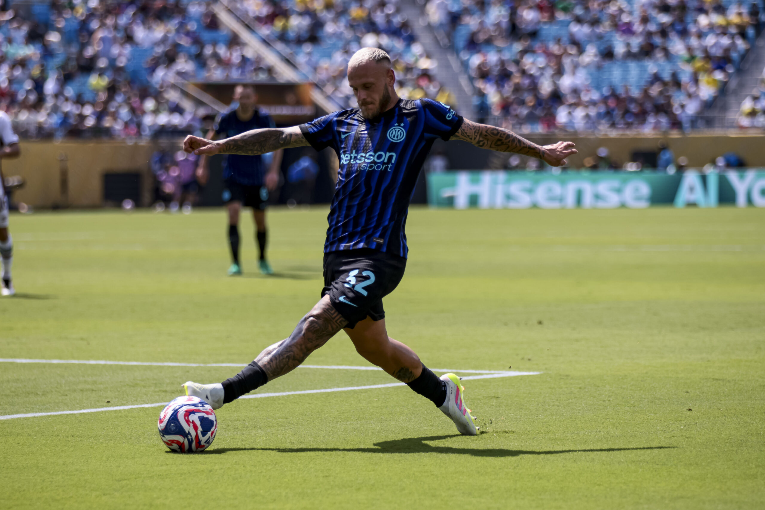 欧冠淘汰赛前瞻：AI模型精准预测，四大焦点战投注指南