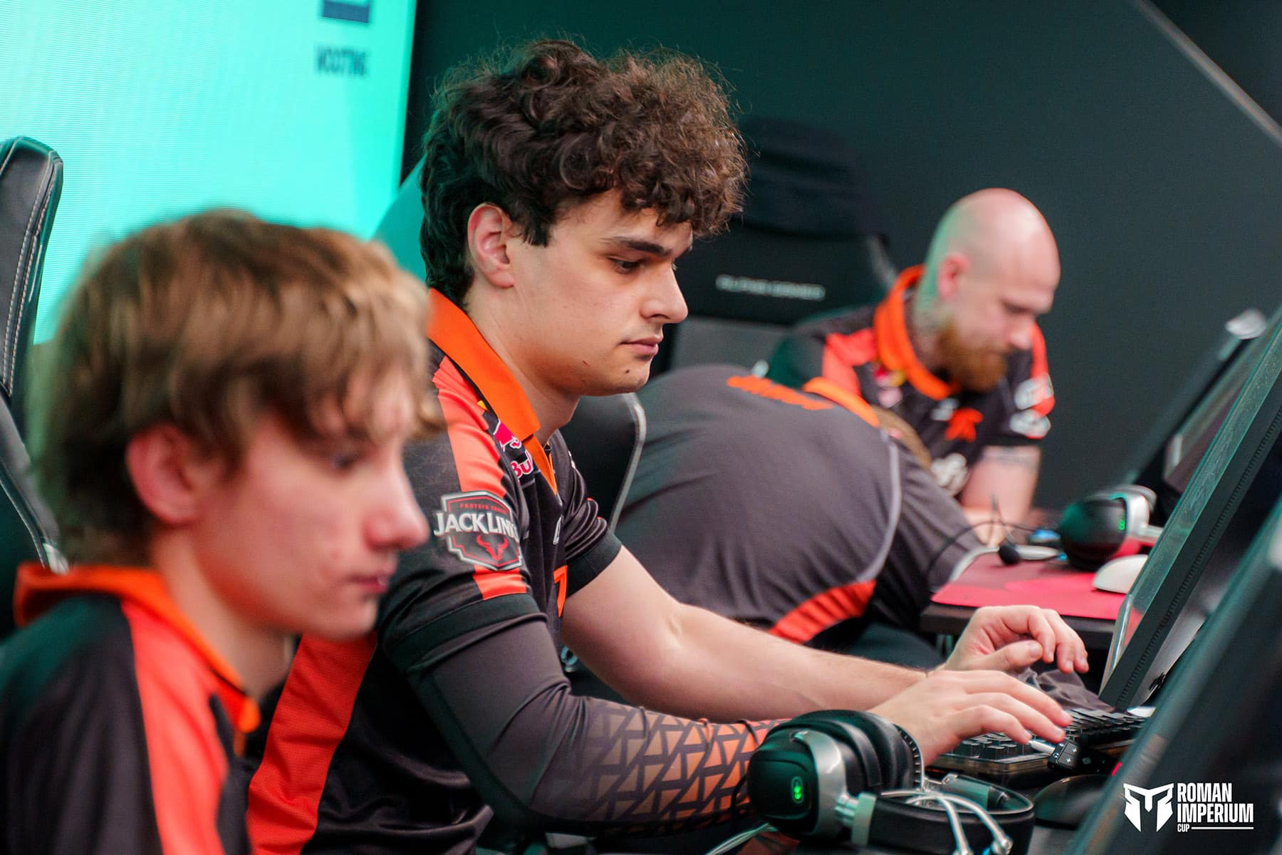 StarLadder Stake Ranked Ep.1预选赛战火升级：Fnatic、Passion UA领衔冲刺