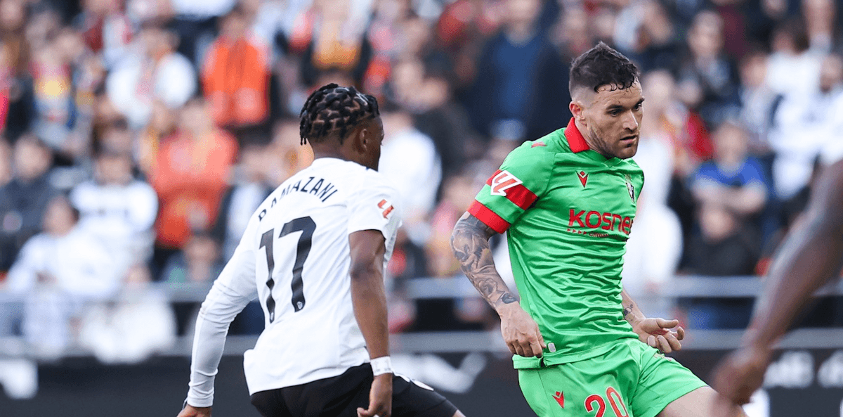 皇家社会vs奥萨苏纳：西甲中游激战，谁能笑到最后？