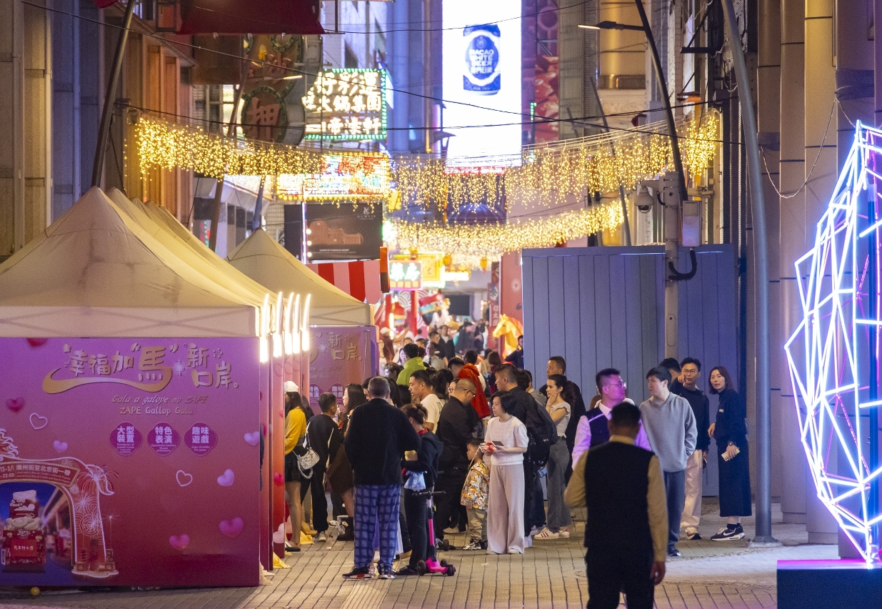 澳门春节访客消费锐减，总博彩收入却超预期