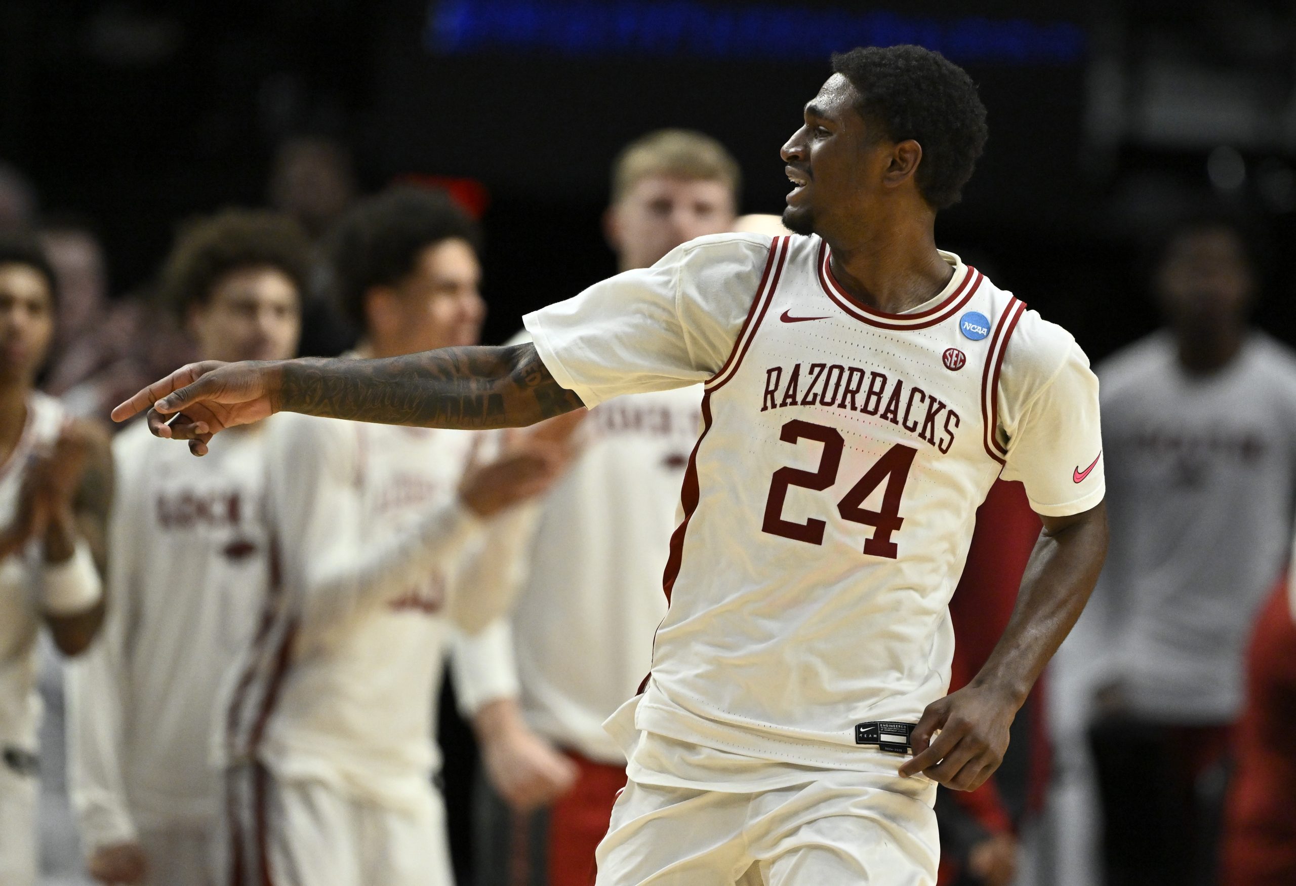 NCAA疯狂三月：甜蜜十六强阿肯色VS亚利桑那深度分析，让分盘谁是真香？