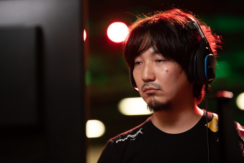 日本FGC怒批Evo：梅原大吾“兽道”对决遭“毁”，不懂文化强行造势！