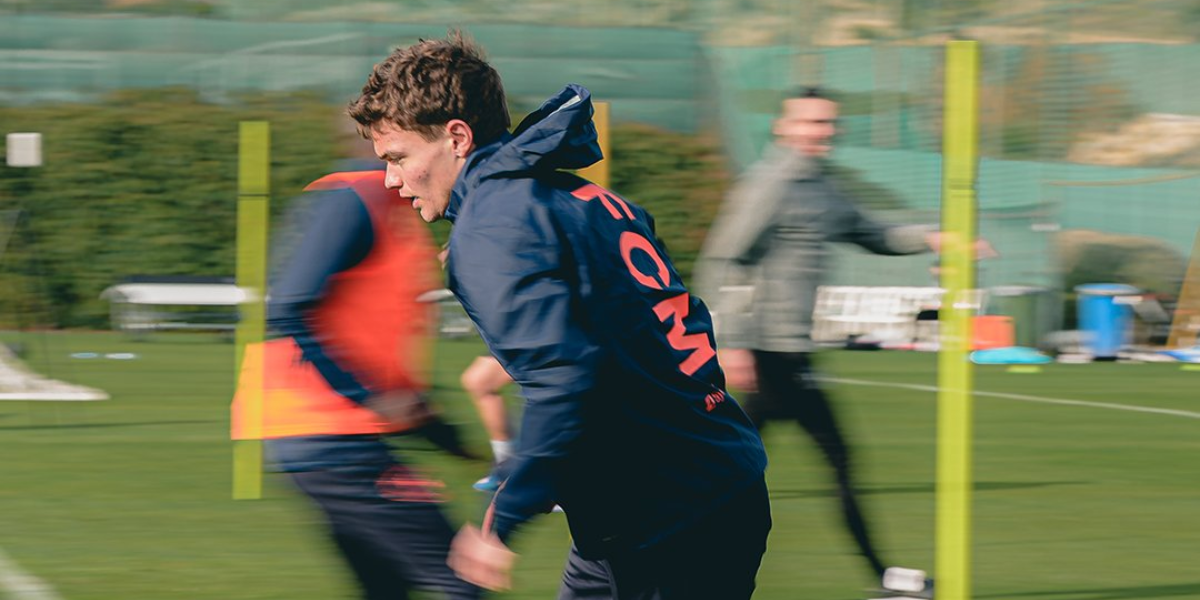 欧联杯焦点战：布兰vs中日德兰生死对决，谁能直通16强？