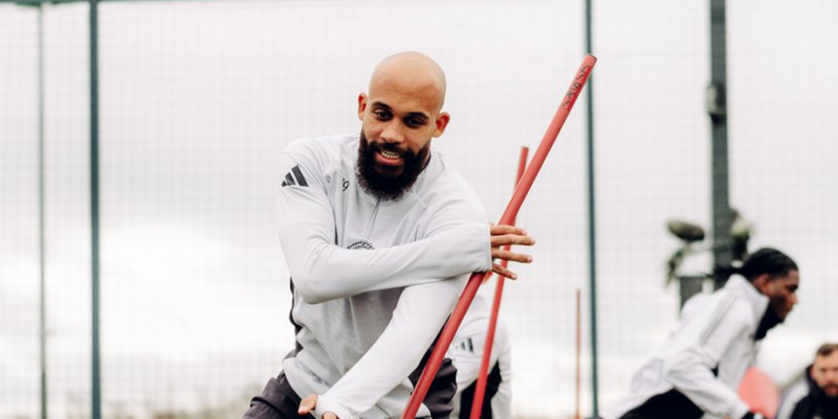 英超焦点：阿森纳VS曼联，榜首大战鹿死谁手？