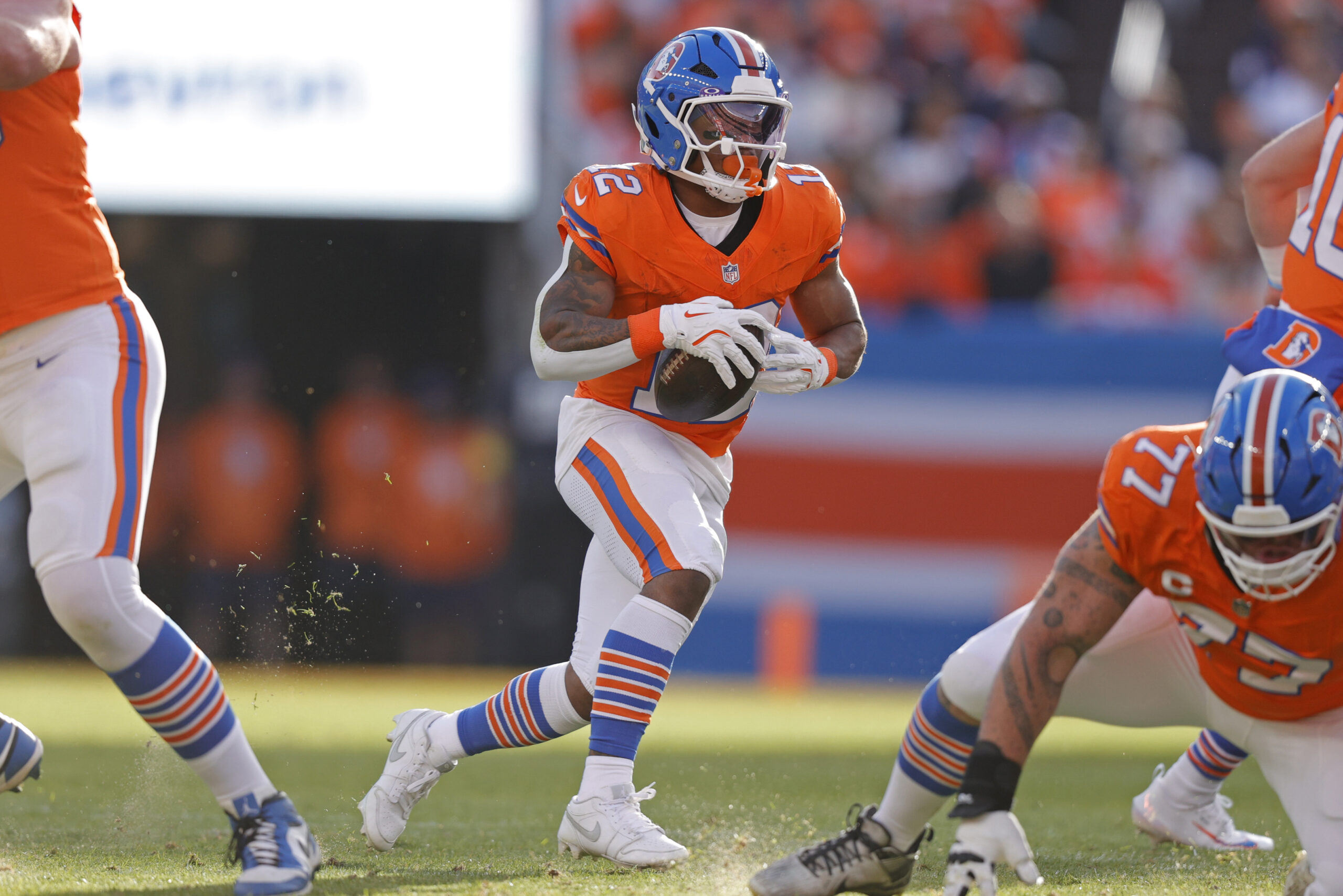 NFL美联决赛前瞻：爱国者VS野马，伤病与天气如何搅动赔率风云？