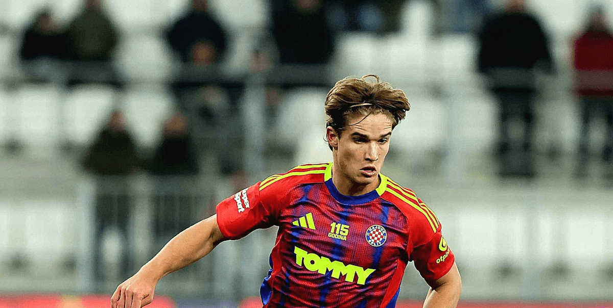 克罗地亚甲级联赛：海杜克斯普利特 vs 里耶卡，榜首大战深度解析