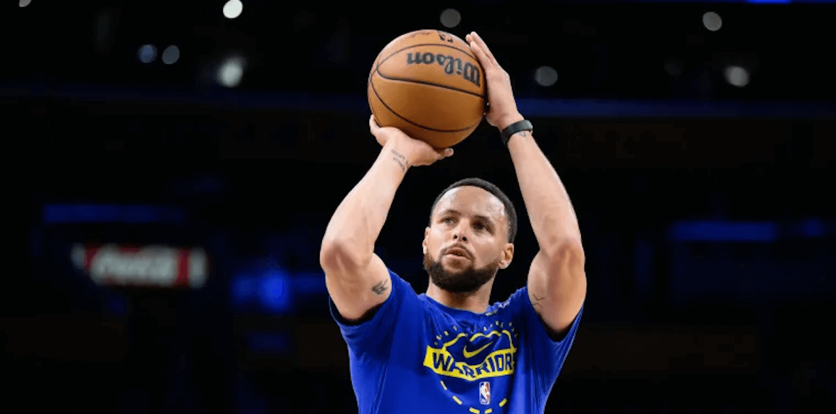 库里伤情再更新:勇士核心至少再休10天,复出遥遥无期 库里伤情再更新:勇士核心至少再休10天,复出遥遥无期