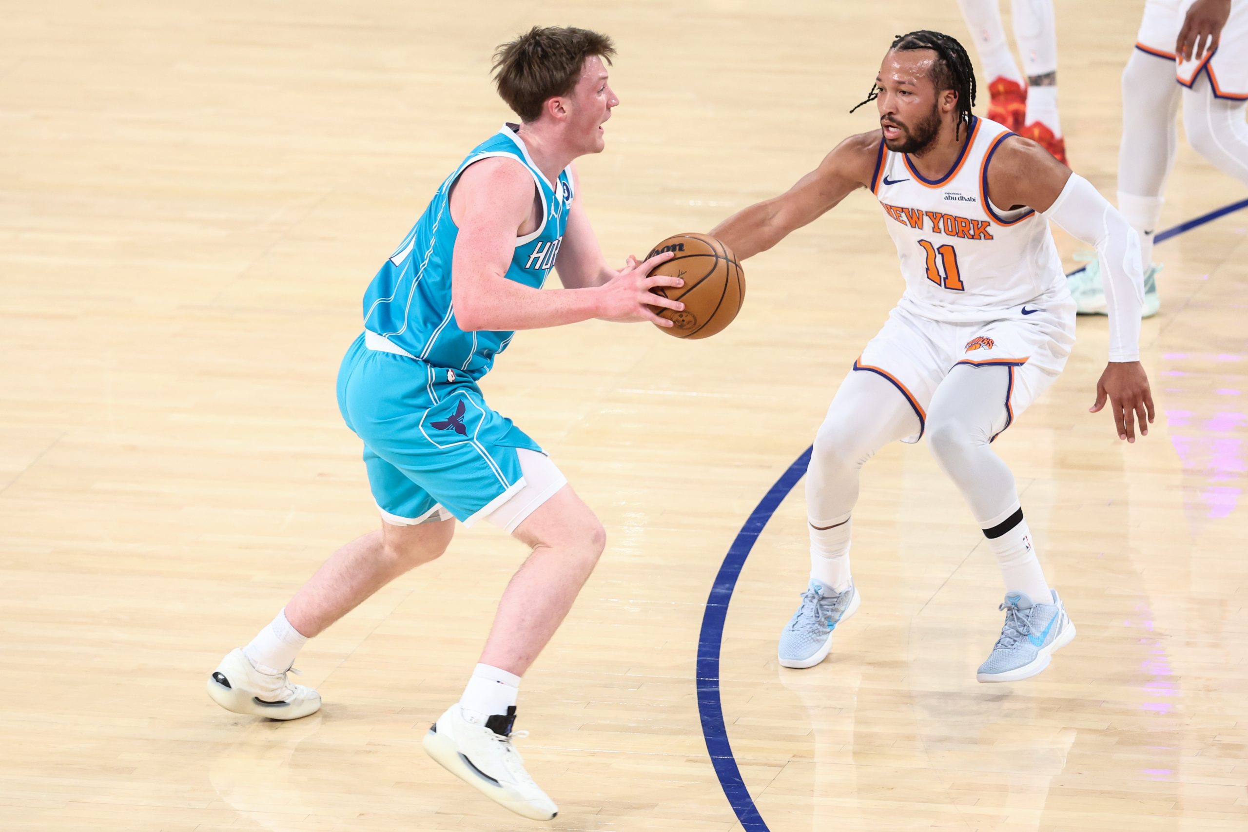 尼克斯vs黄蜂:伤病潮下的东部对决,深度解析与投注策略 尼克斯vs黄蜂:伤病潮下的东部对决,深度解析与投注策略